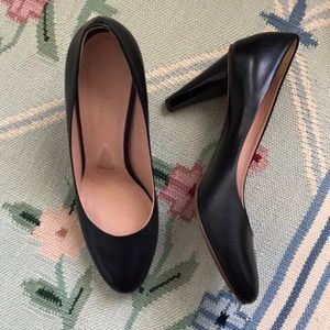🌟 Jil Sander black pumps, size 8 EUC